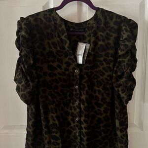 NY+C, animal print blouse NWT Olive Green